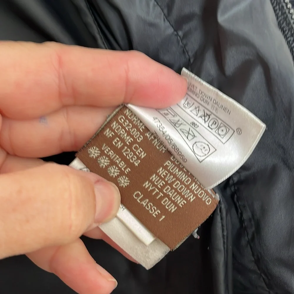 MONCLER LADIES BLACK QUARTER LENGTH JACKET-M—PLEASE READ - Picture 9 of 15